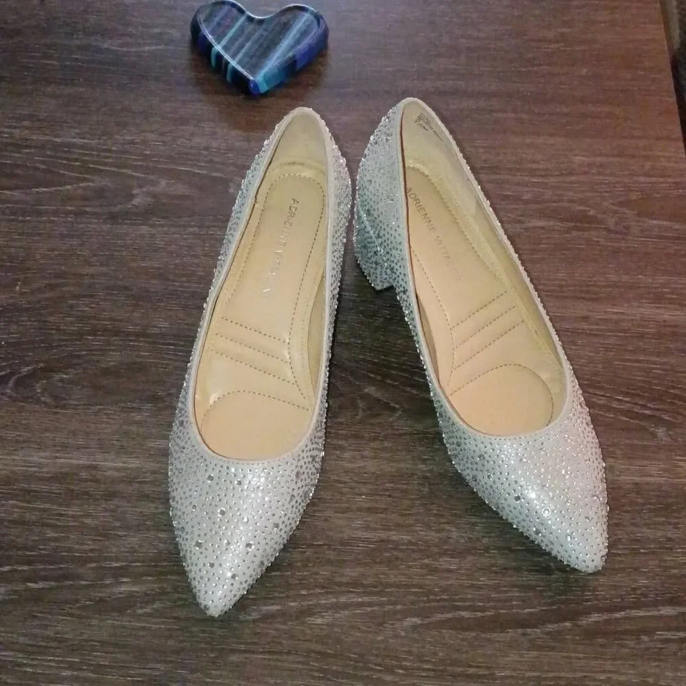 Adrianne Vittadini Women's Heels Size 7.5 Silver in color, embossed with glitter